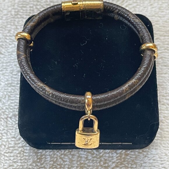 Louis Vuitton Keep It Twice Monogram Bracelet - Picture 3 of 8